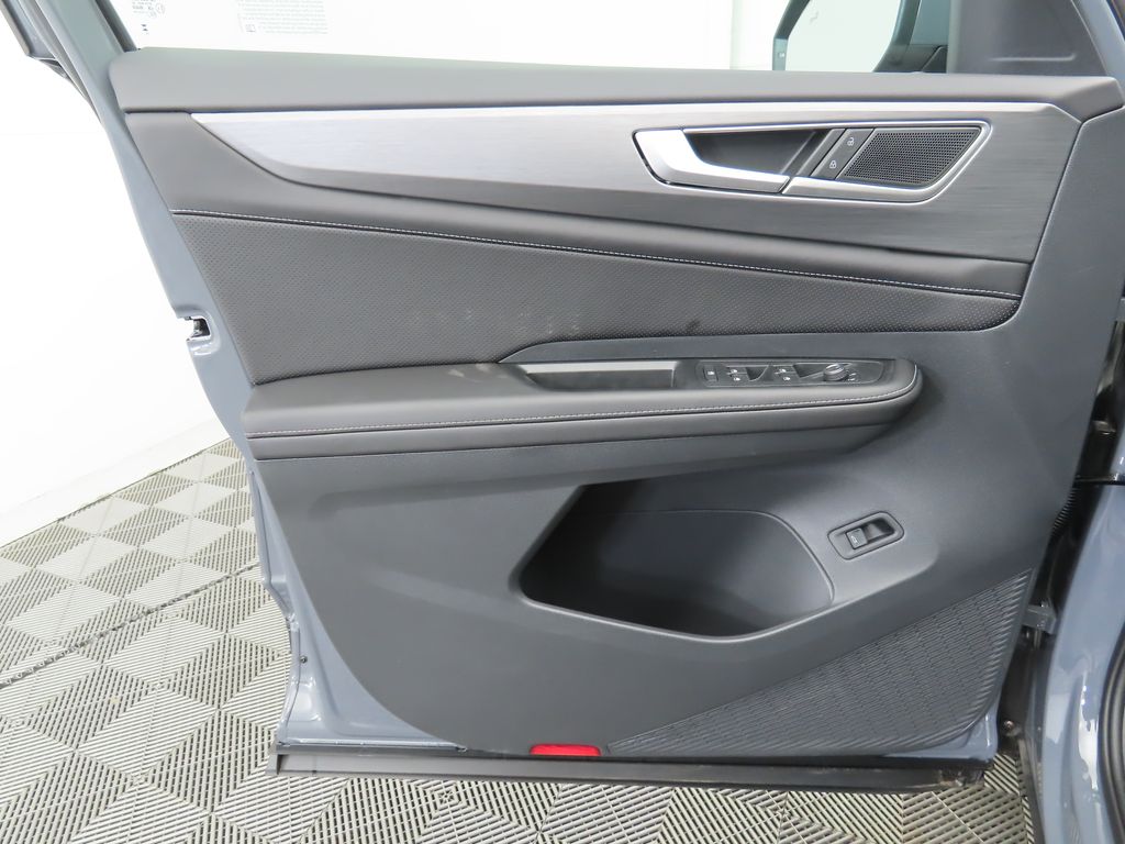 Thumbnail: 2026 Volkswagen Atlas - 24