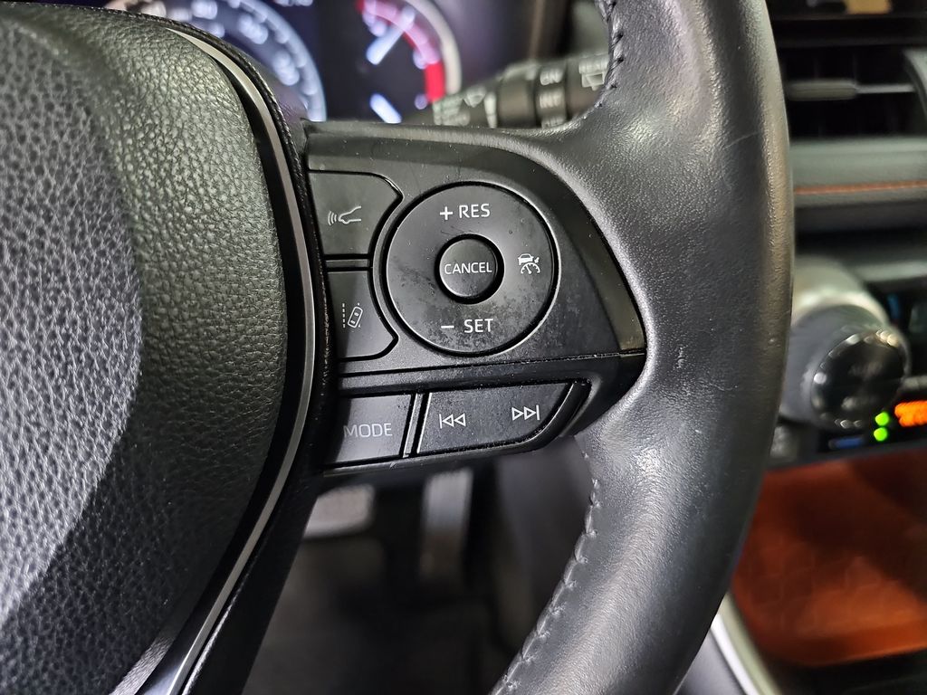 Used 2020 Toyota RAV4 SUV