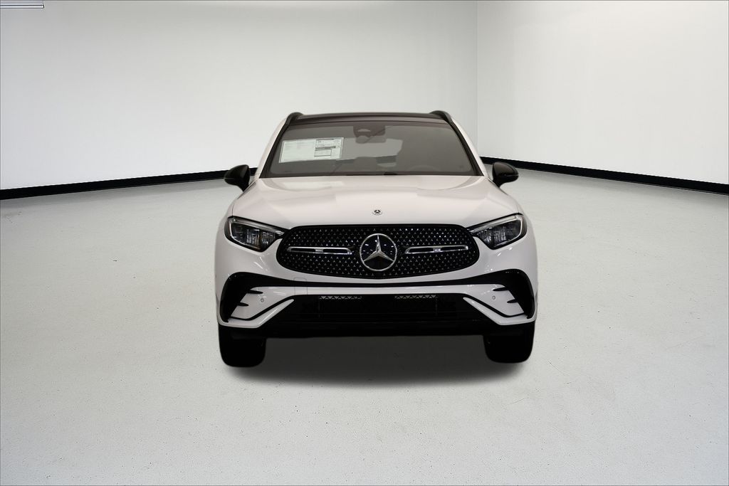Thumbnail: 2026 Mercedes-Benz GLC - 8