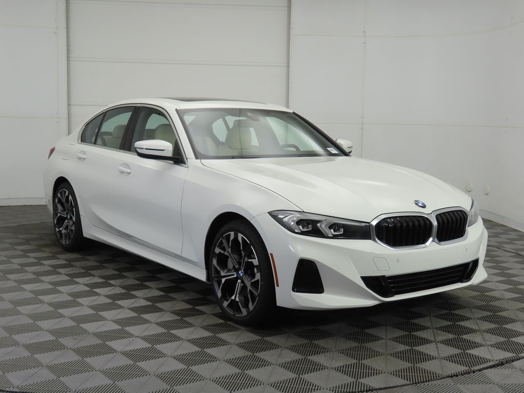 Thumbnail: 2026 BMW 3 Series - 3