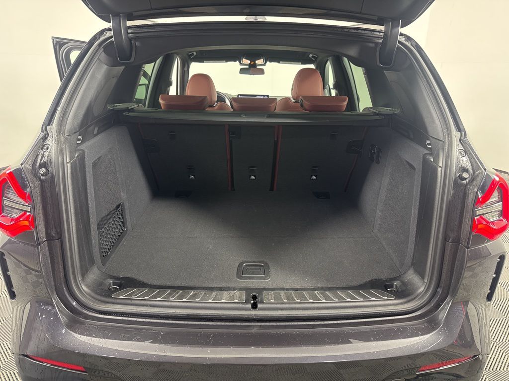 Thumbnail: 2024 BMW X3 - 25