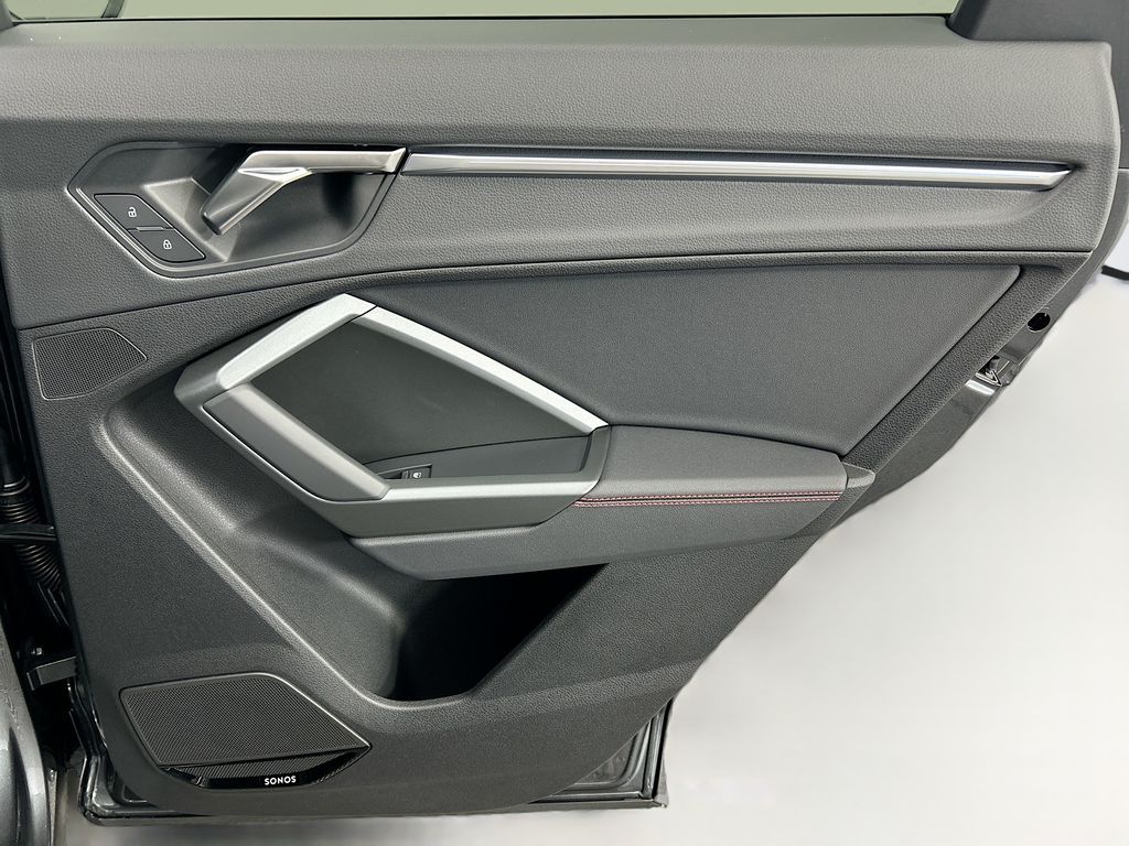 Thumbnail: 2025 Audi Q3 - 27