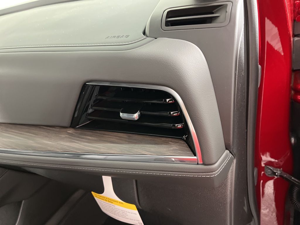 Thumbnail: 2026 Chevrolet Suburban - 10