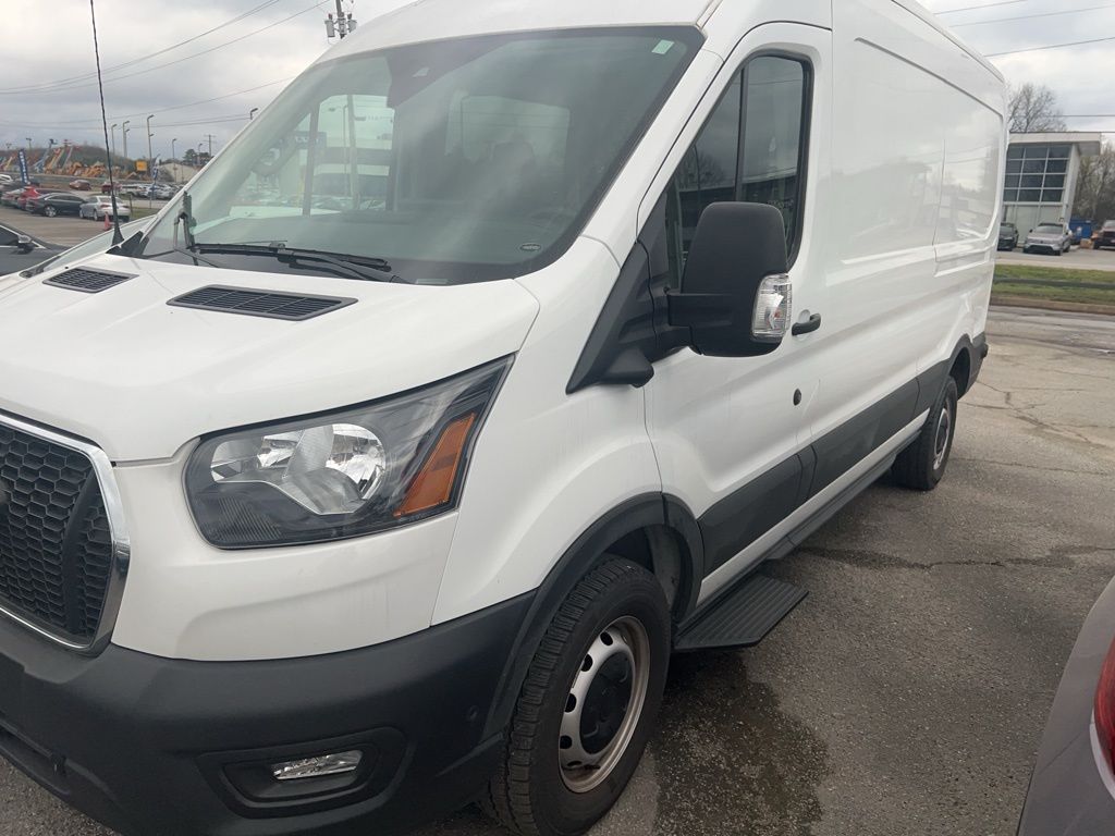 2024 Ford Transit Cargo 250 Medium Roof LB RWD