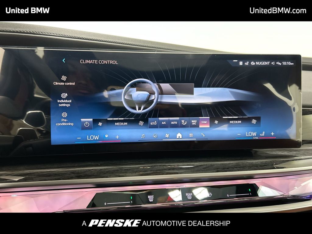 Thumbnail: 2026 BMW 7 Series - 19