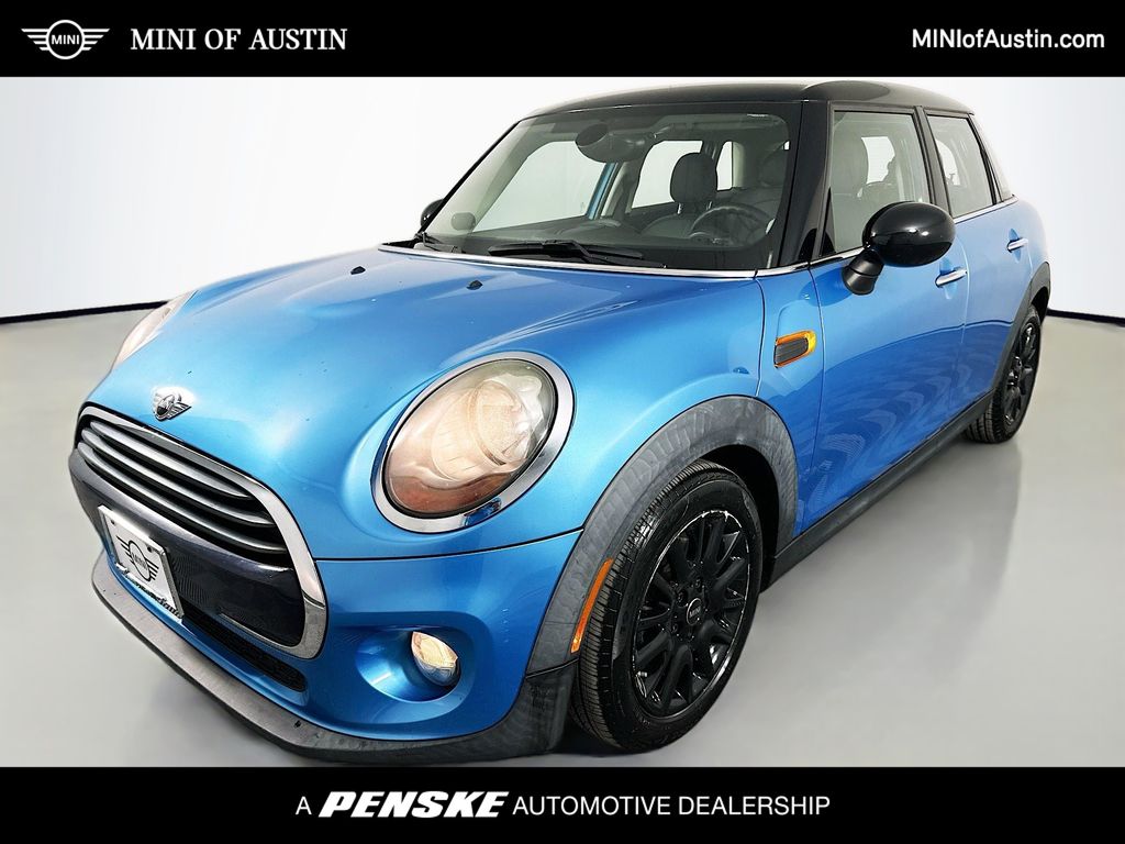 2017 MINI Cooper Base -
                  Austin, TX