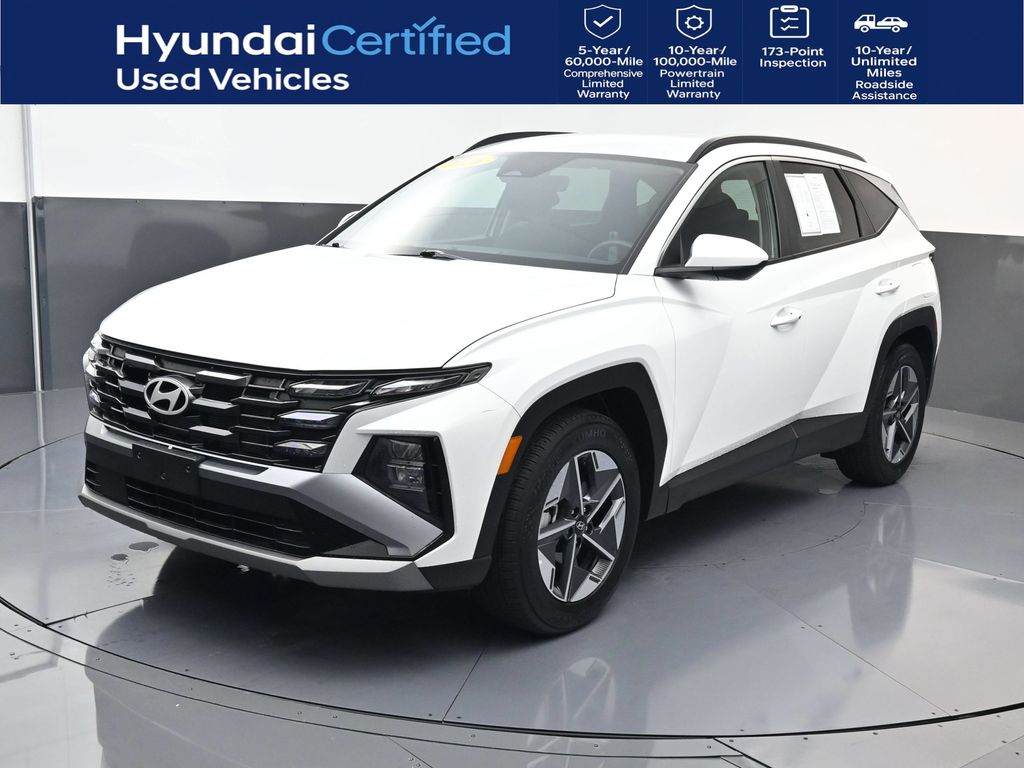 White Pearl 2026 Hyundai Tucson SUV / Crossover Front-Wheel Drive 8-Speed Automatic