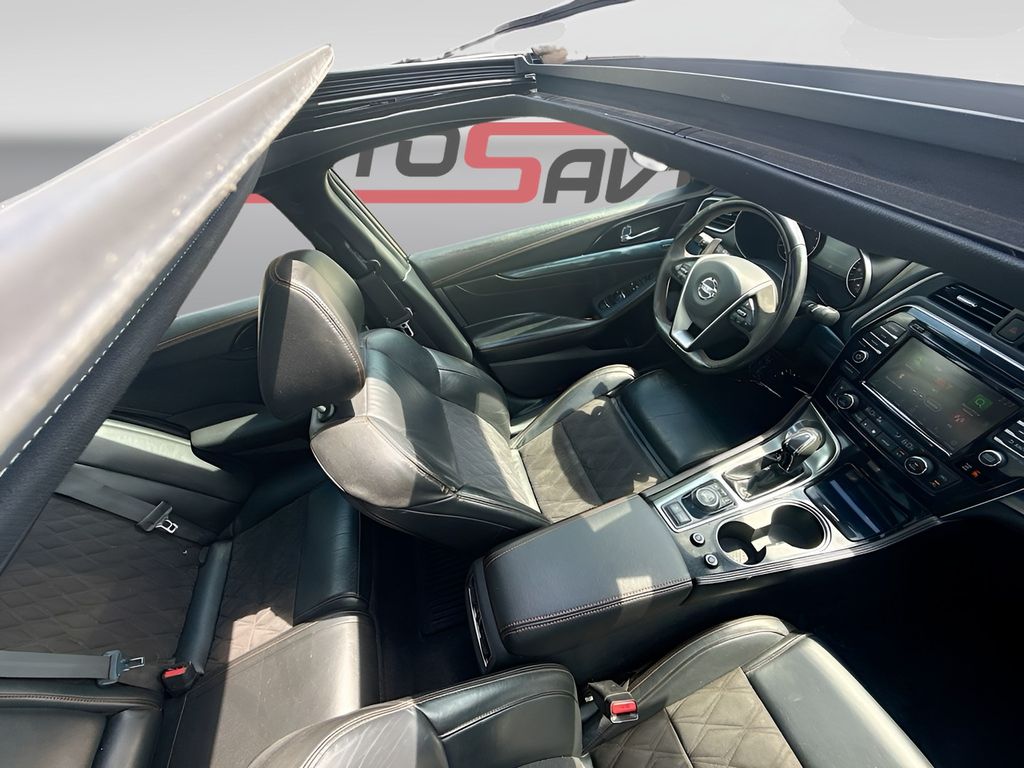 Used 2022 Orange Nissan SR image 23