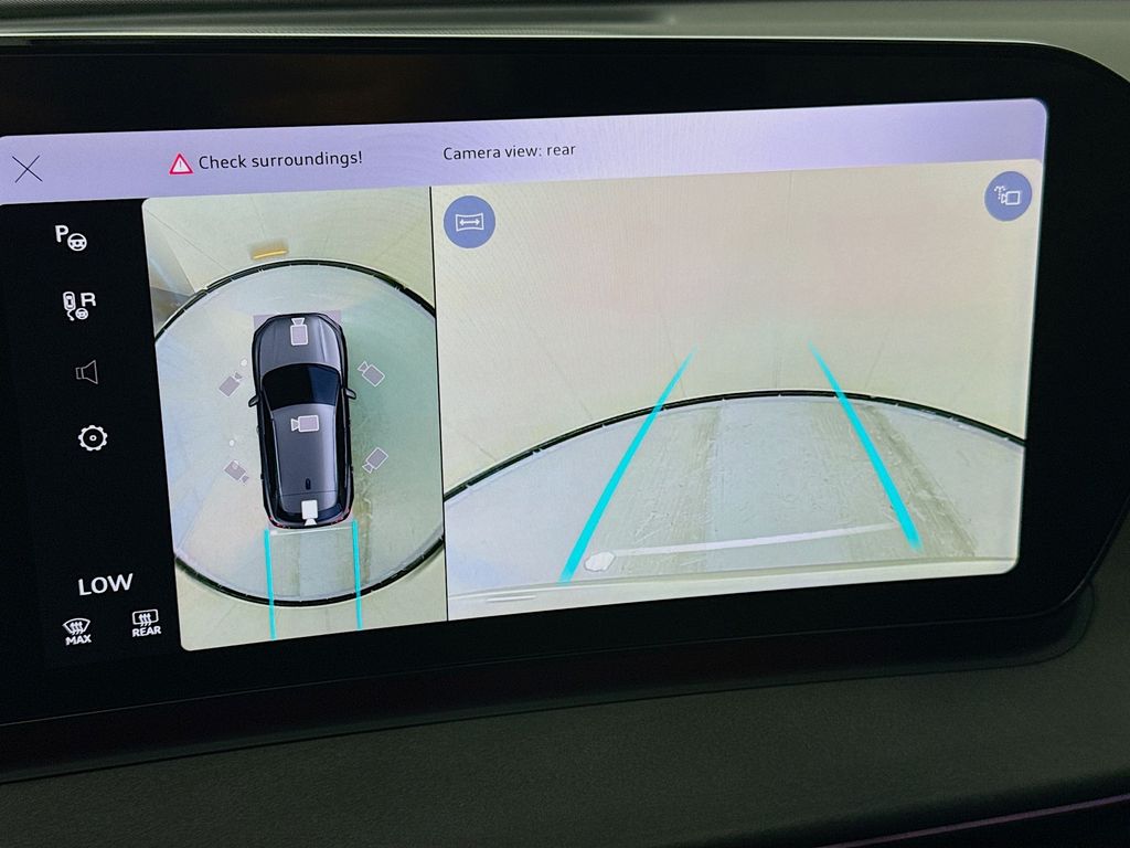 Thumbnail: 2026 Audi Q3 - 17