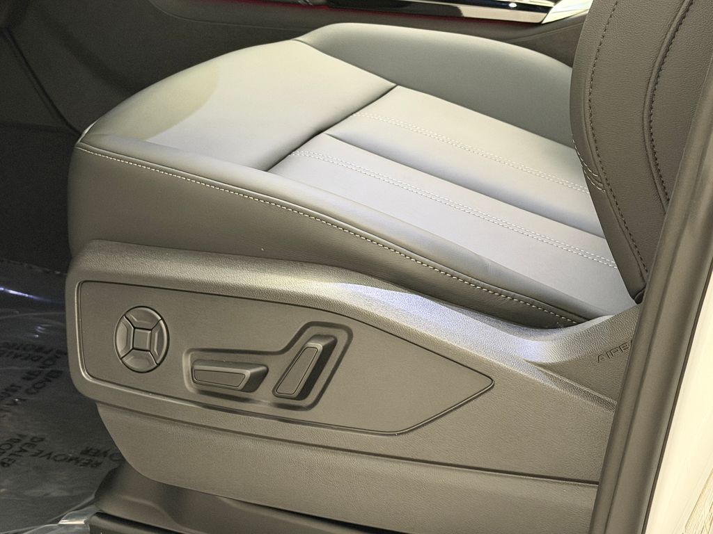 Thumbnail: 2026 Audi Q5 - 24