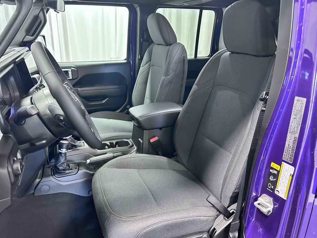 new 2026 Jeep Wrangler car, priced at $47,285