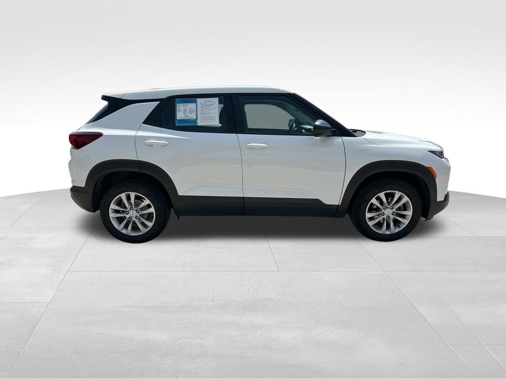 2022 Summit White Chevrolet Trailblazer LS AWD SUV