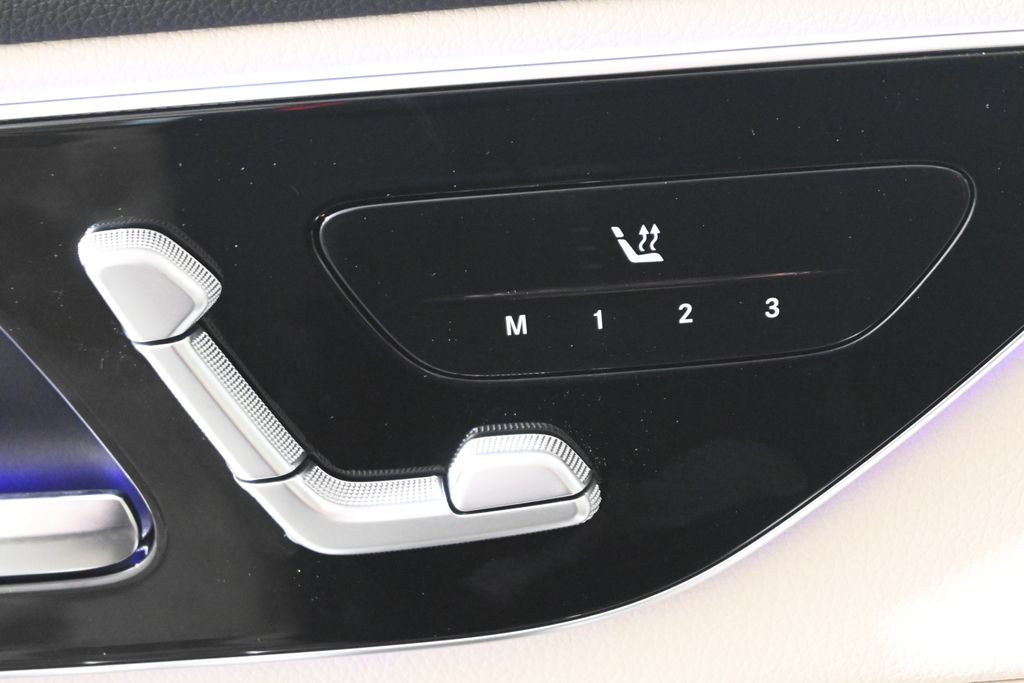 Thumbnail: 2026 Mercedes-Benz GLC - 25