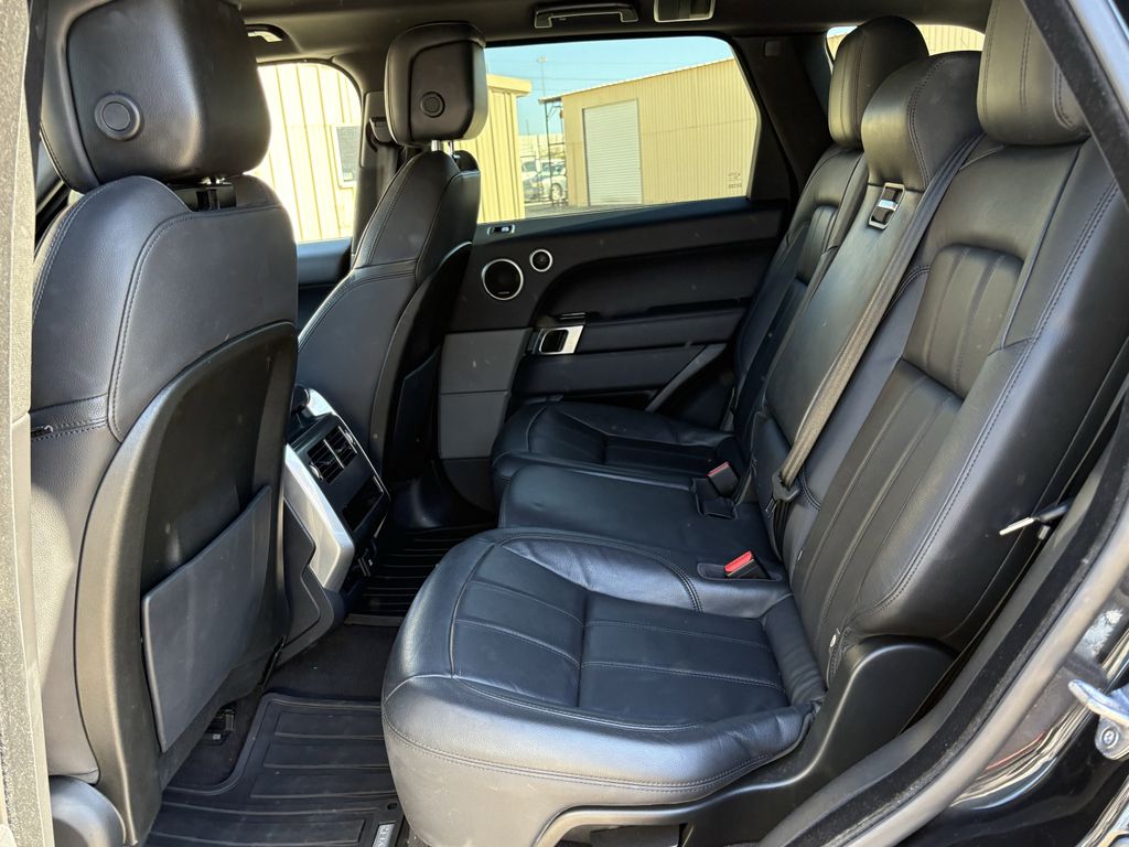 Used 2018 Black Land Rover SE image 23