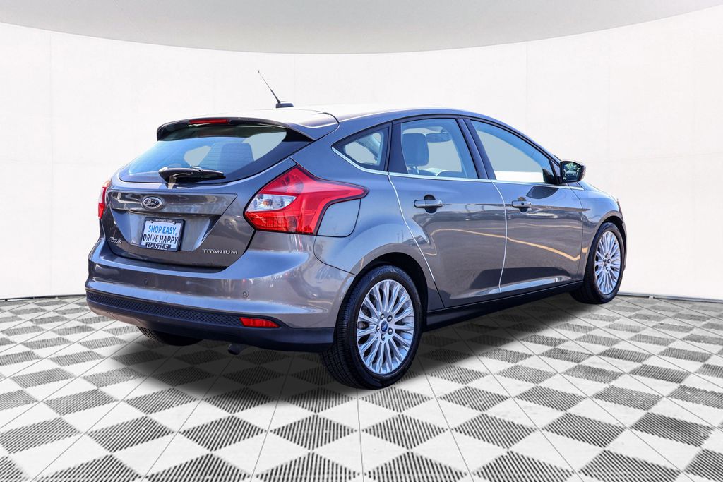 2012 Ford Focus Titanium 9