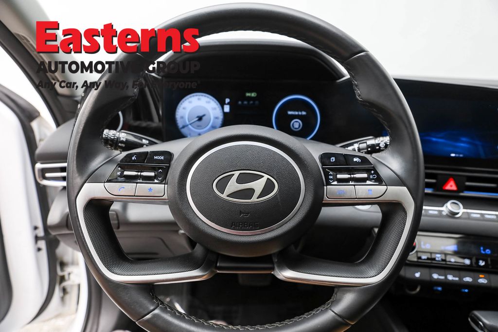 Used 2024 White Hyundai Limited image 10
