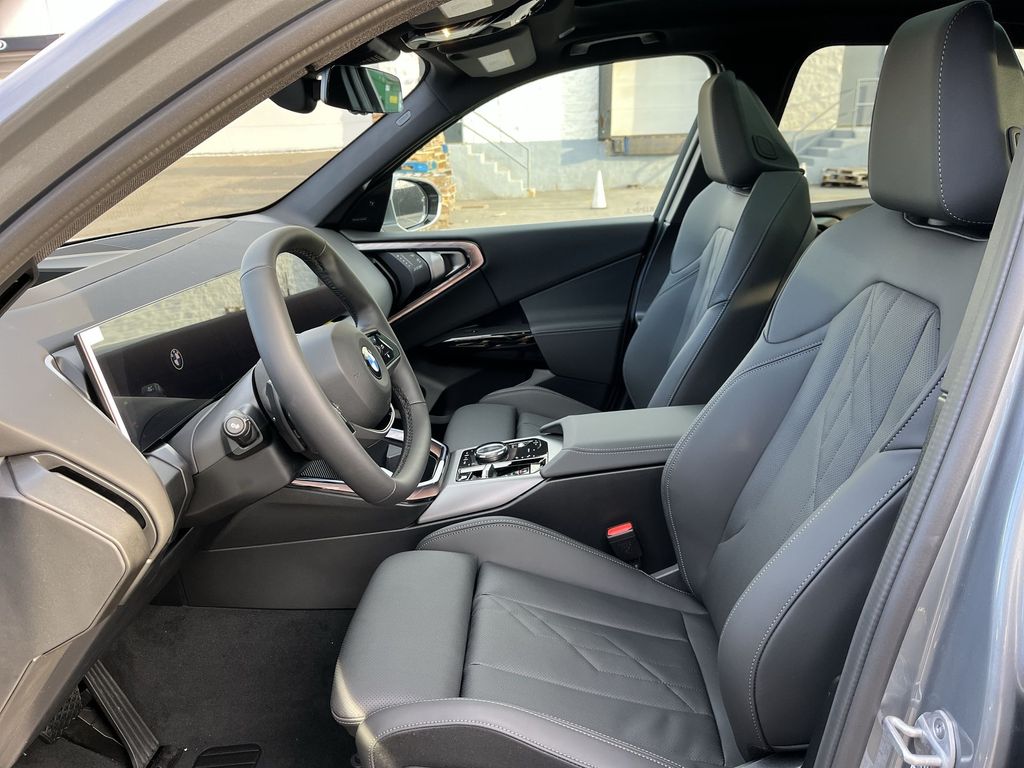 Thumbnail: 2026 BMW X3 - 11