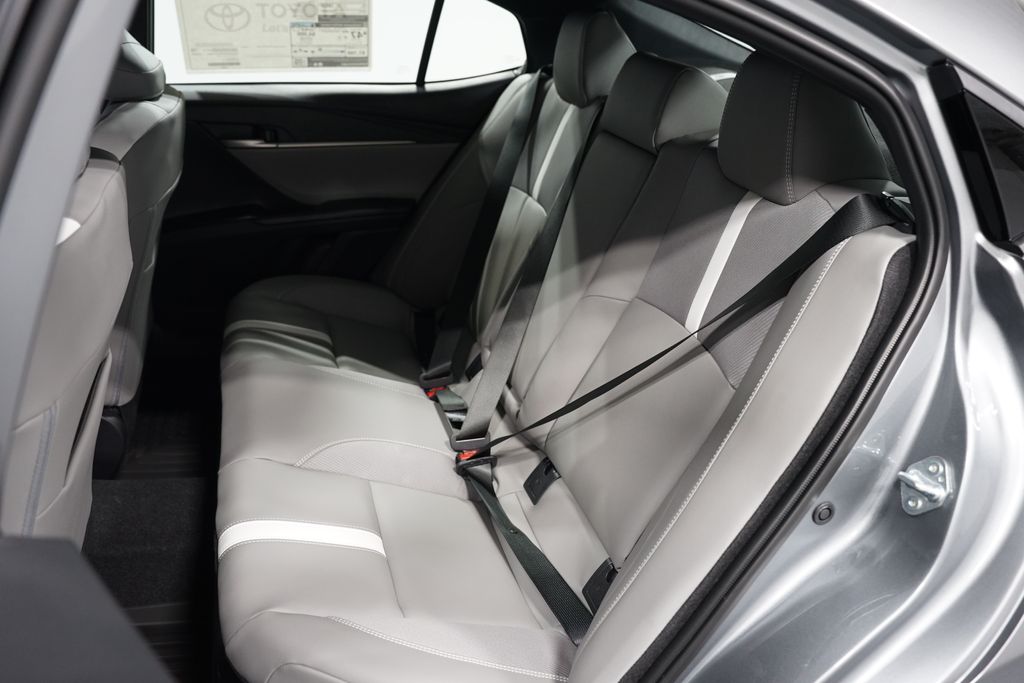 Thumbnail: 2025 Toyota Camry - 30
