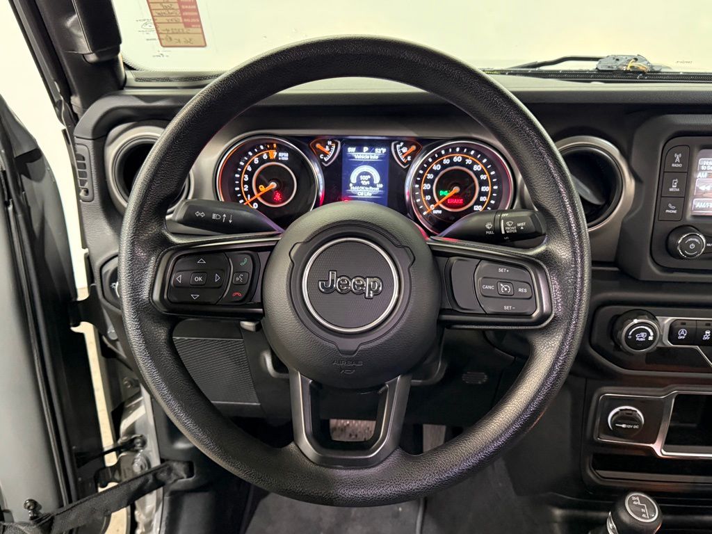 2021 Jeep Gladiator Sport