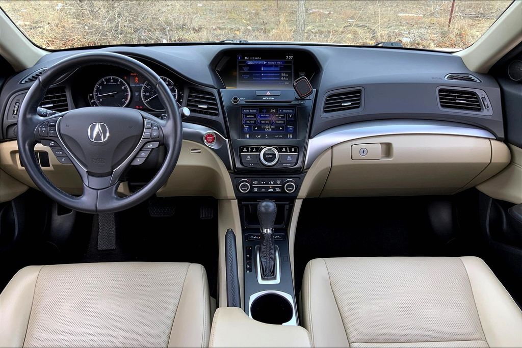 2016 Acura ILX Premium 15