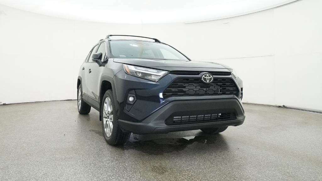 Thumbnail: 2025 Toyota RAV4 - 14