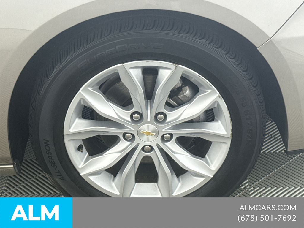 Used 2024 Gray Chevrolet LT image 16