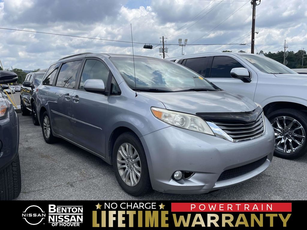 Silver Sky Metallic 2012 Toyota Sienna Minivan Front-Wheel Drive 6-Speed Automatic Overdrive