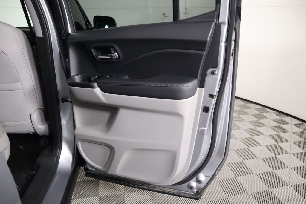 2019 Honda Ridgeline RTL-E 27