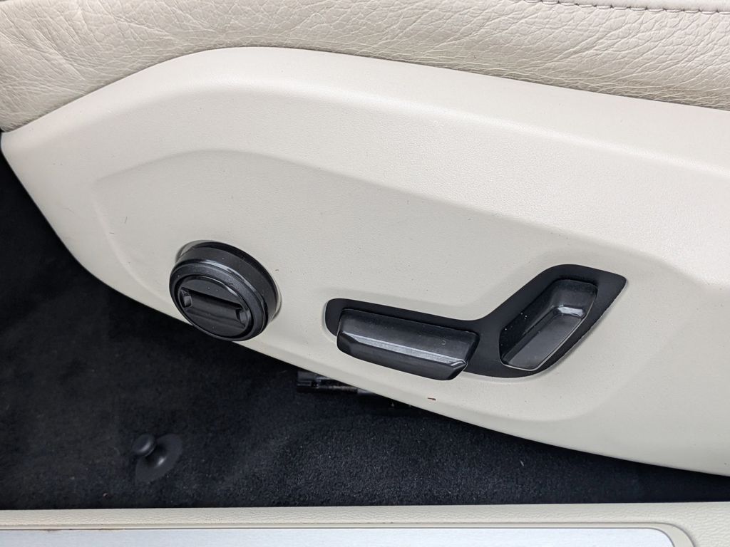 2021 Volvo S60 T5 Momentum