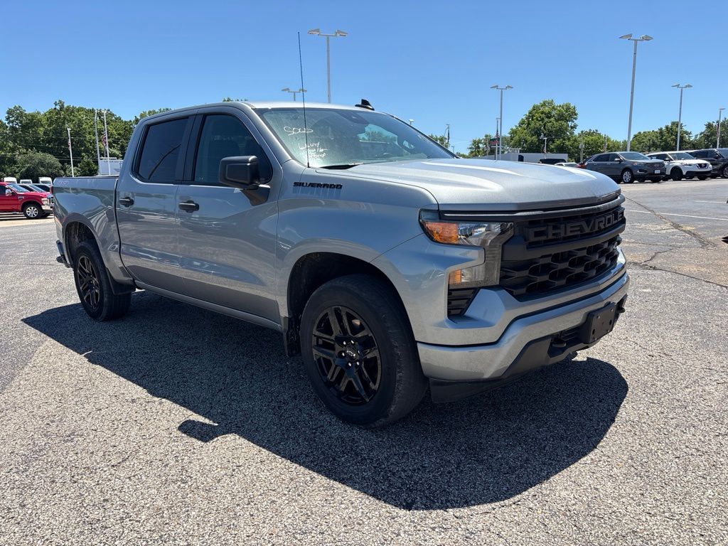 2023 Chevrolet Silverado 1500 Custom Crew Cab 4WD