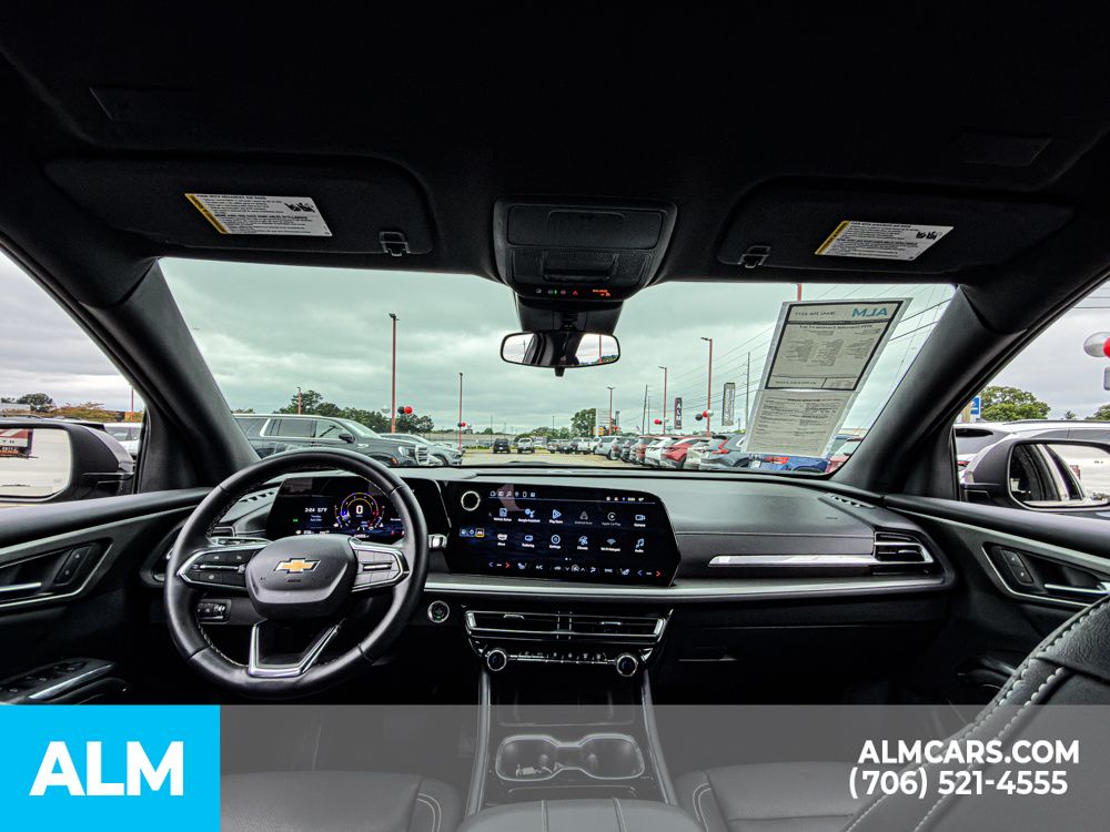 Used 2025 Gray Chevrolet LT image 22
