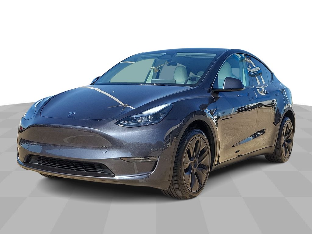 2025 Tesla Model Y Long Range AWD
