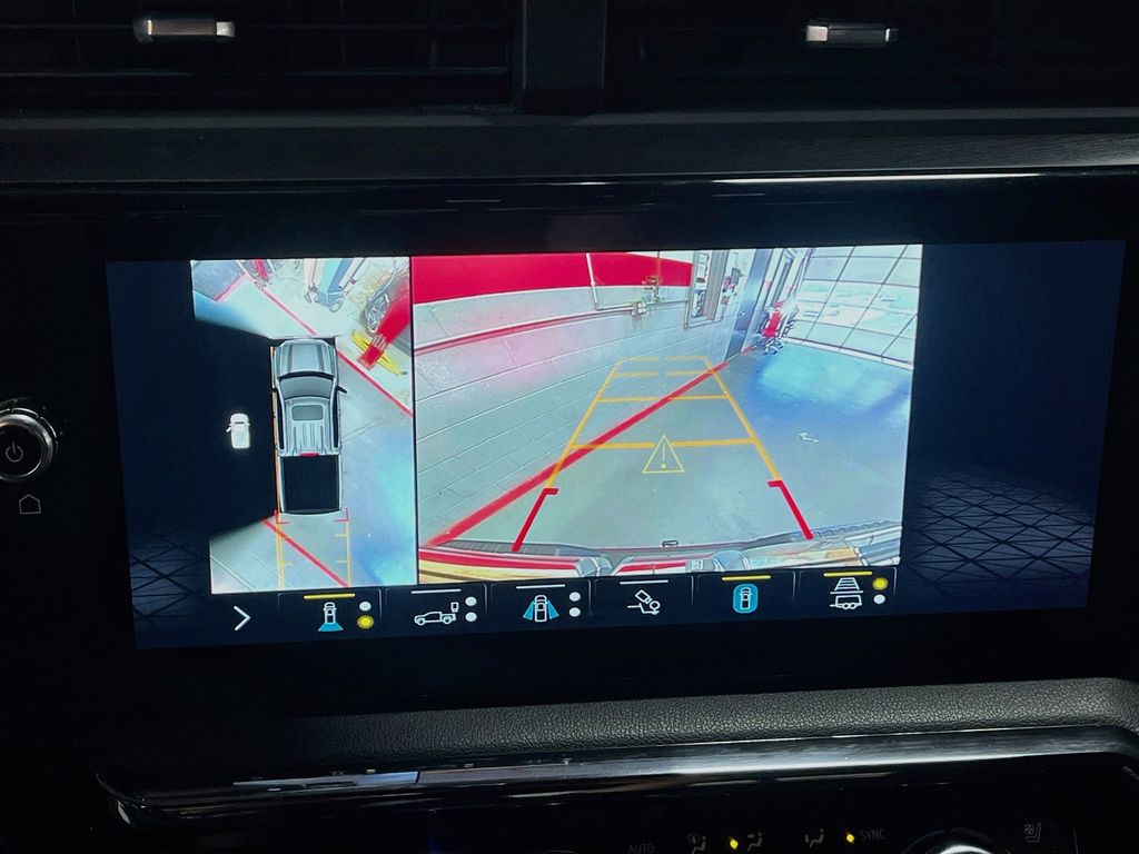 Used 2022 Cayenne Red Tintcoat GMC AT4 image 14
