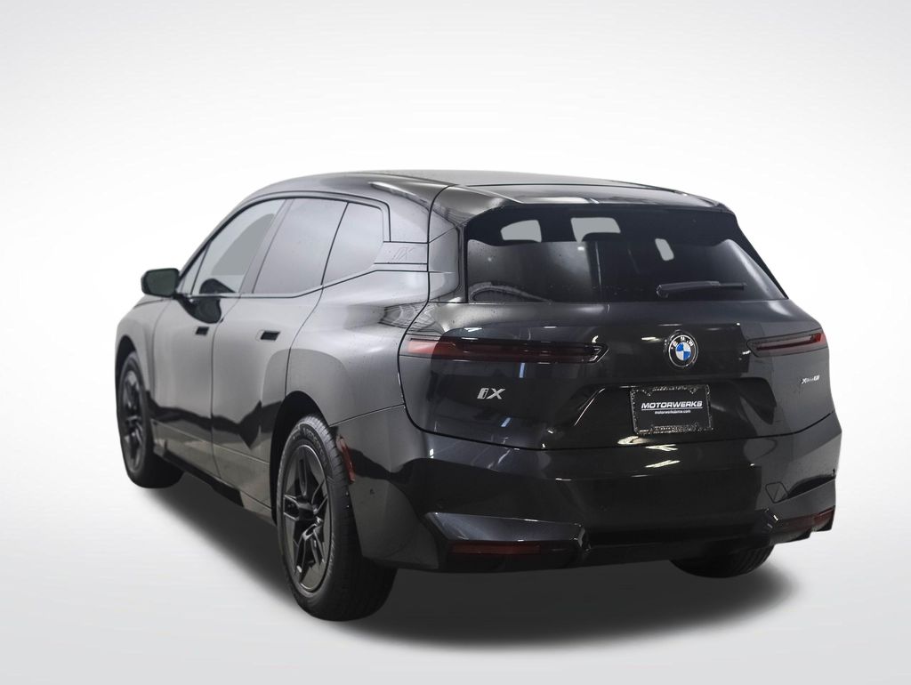 Thumbnail: 2026 BMW iX - 3