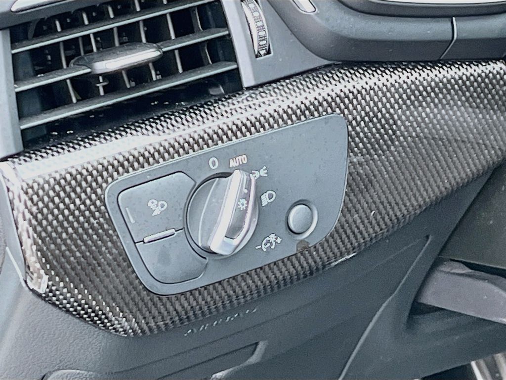 2023 Audi S4 3.0T Premium Plus - 9