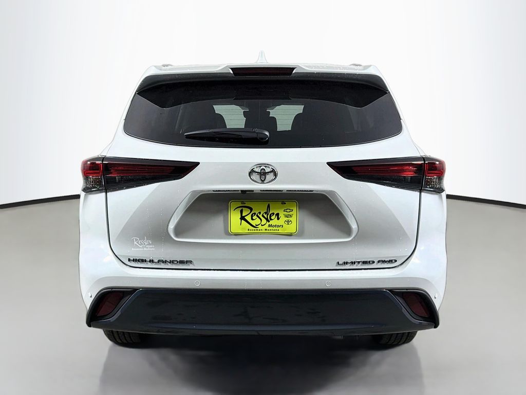 New 2026 Toyota Highlander SUV
