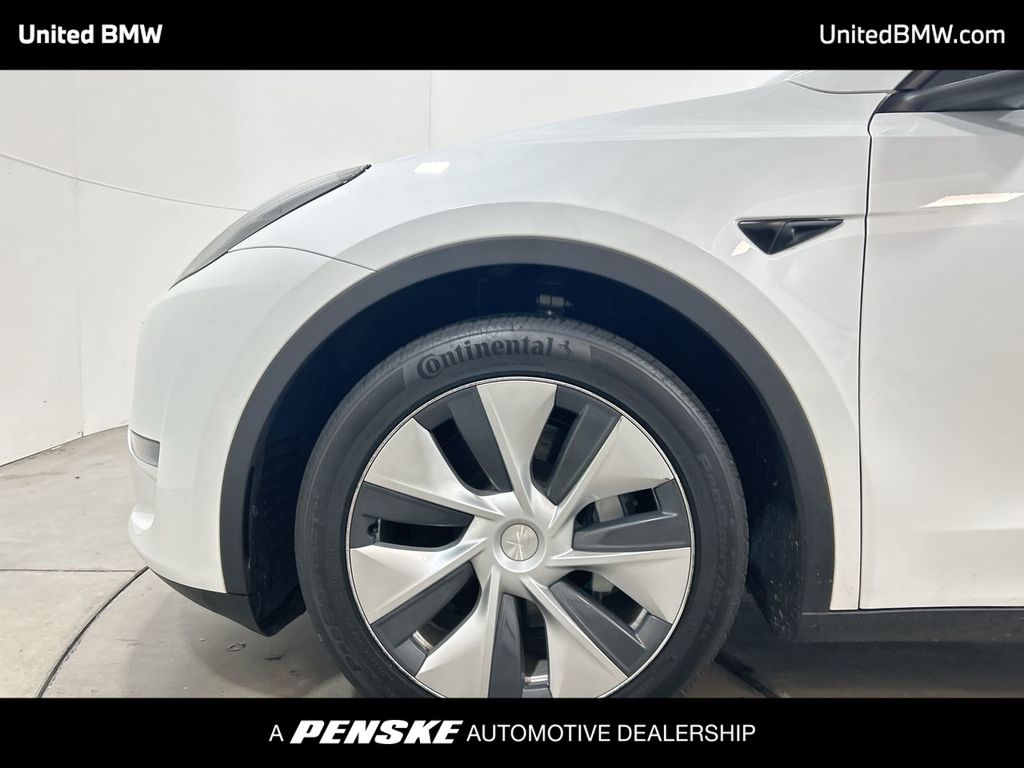 Thumbnail: 2023 Tesla Model Y - 10