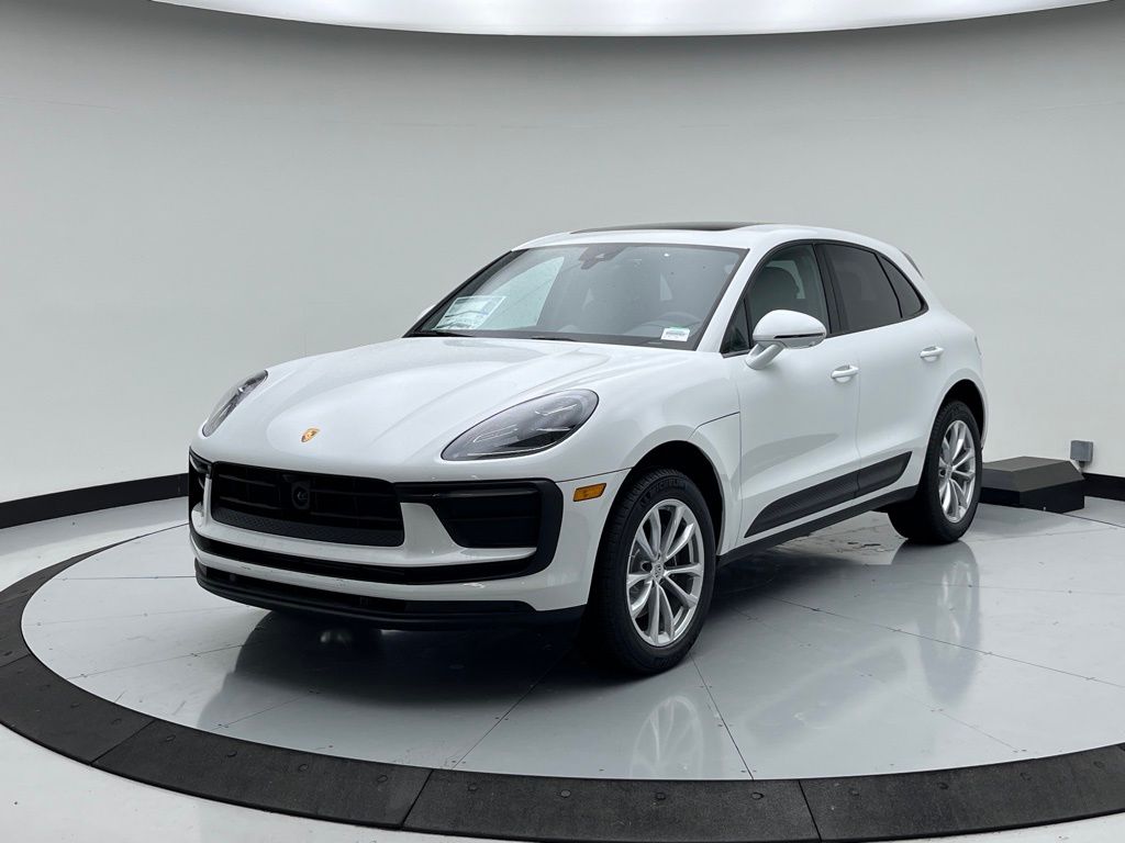 2025 Porsche Macan  -
                  Chantilly, VA