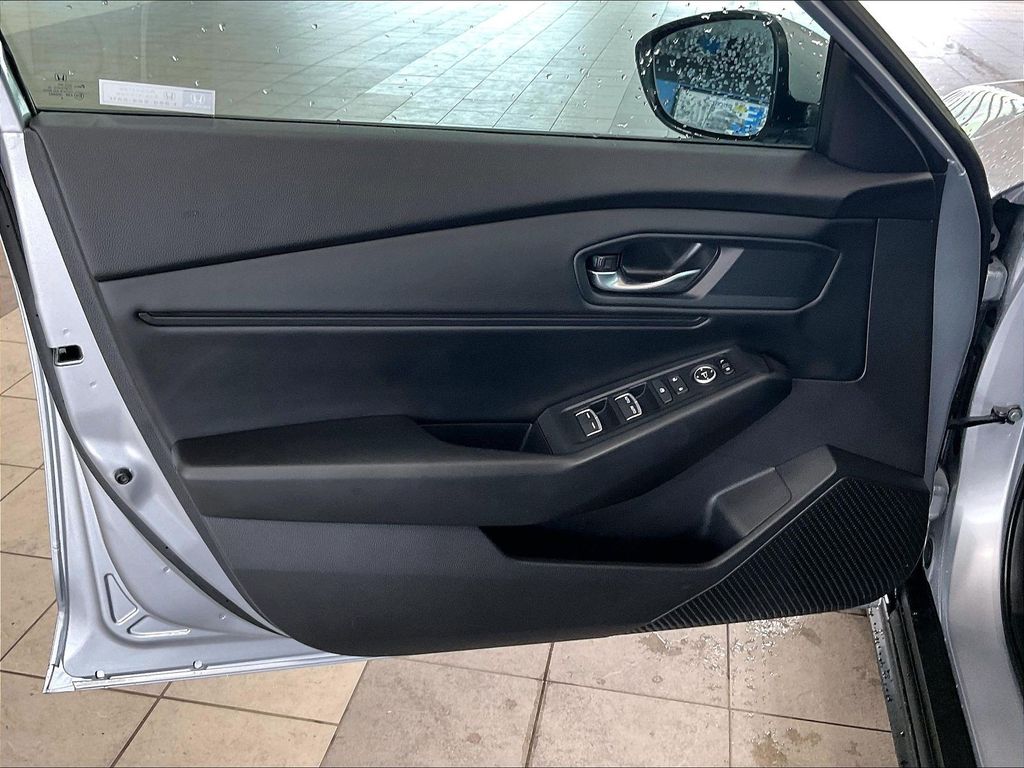 2023 Honda Accord — photo 9