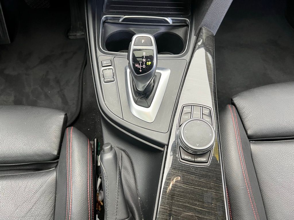 Thumbnail: 2018 BMW 3 Series - 13
