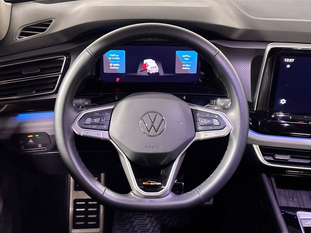 2025 Volkswagen Atlas 2.0T Peak Edition