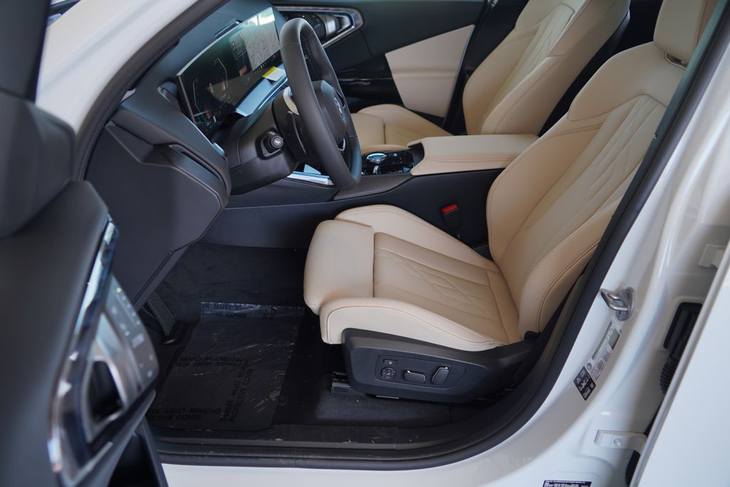 Thumbnail: 2026 BMW X3 - 10