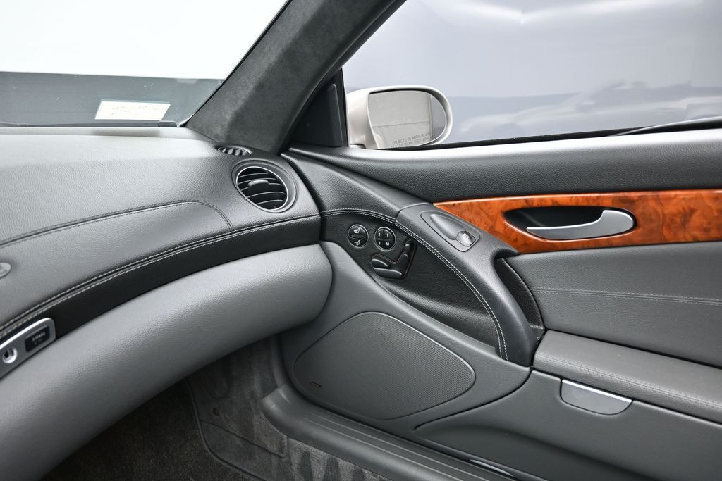 2006 Mercedes-Benz SL 55 AMG 