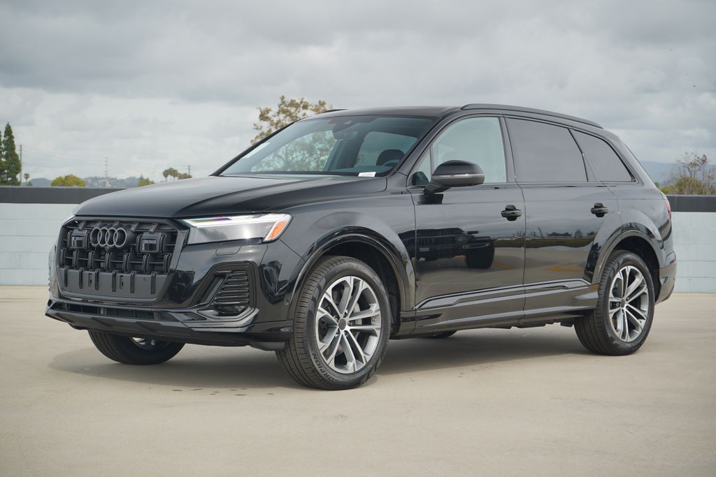 Thumbnail: 2026 Audi Q7 - 1