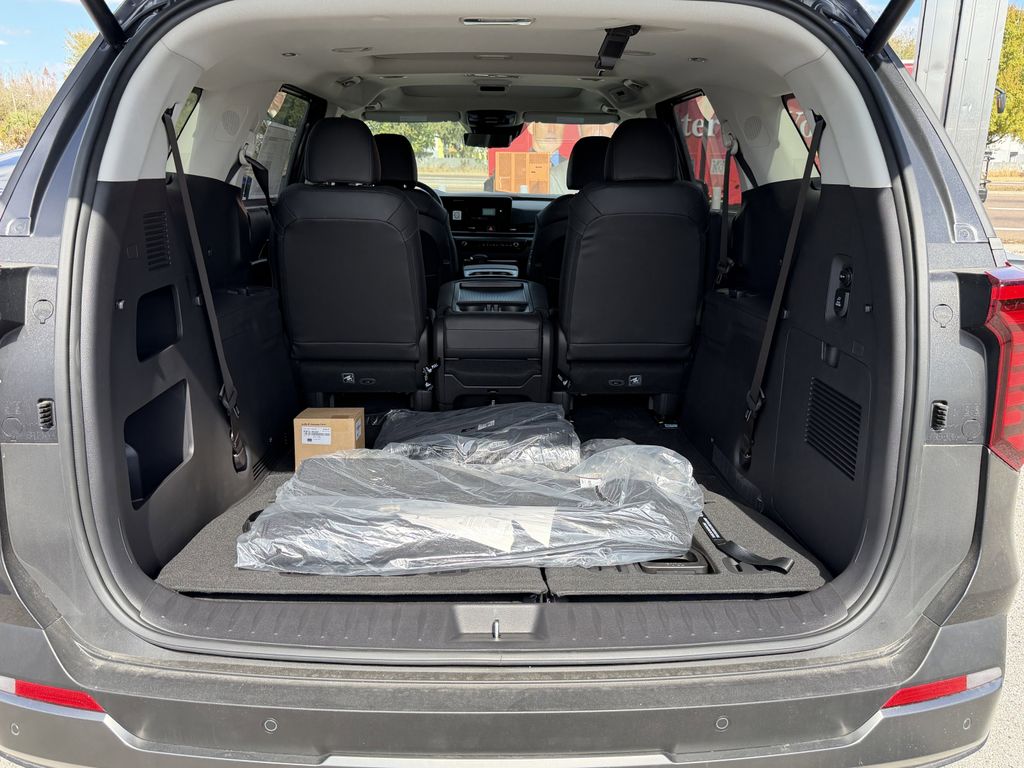 new 2026 Kia Carnival car, priced at $47,257