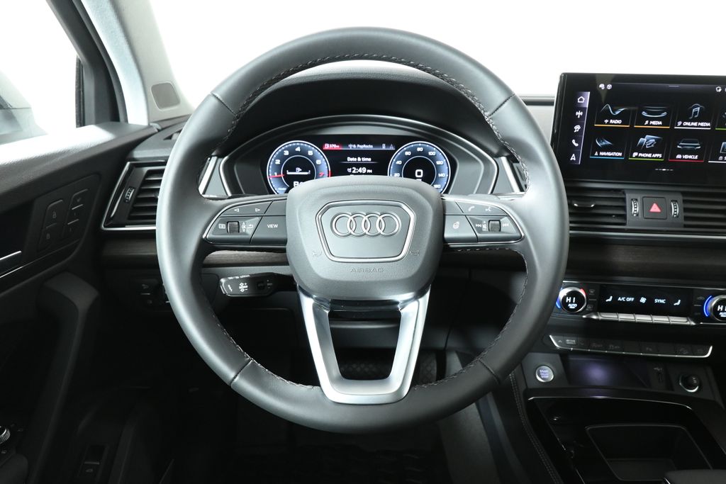 2025 Audi Q5  14