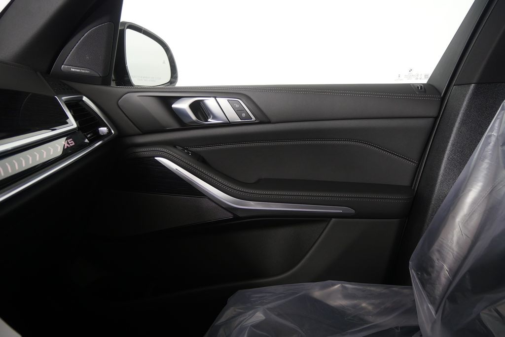 Thumbnail: 2026 BMW X5 - 23