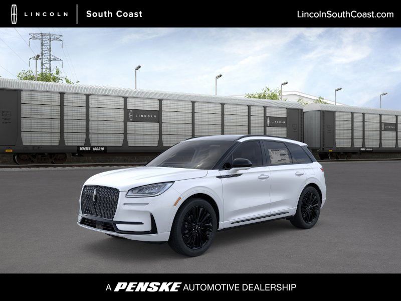 Thumbnail: 2025 Lincoln Corsair - 1