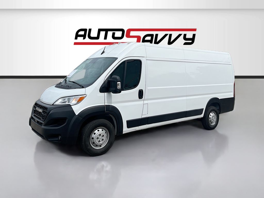 Used 2023 White Ram High Roof image 3