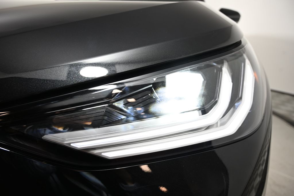 Thumbnail: 2025 BMW X3 - 9